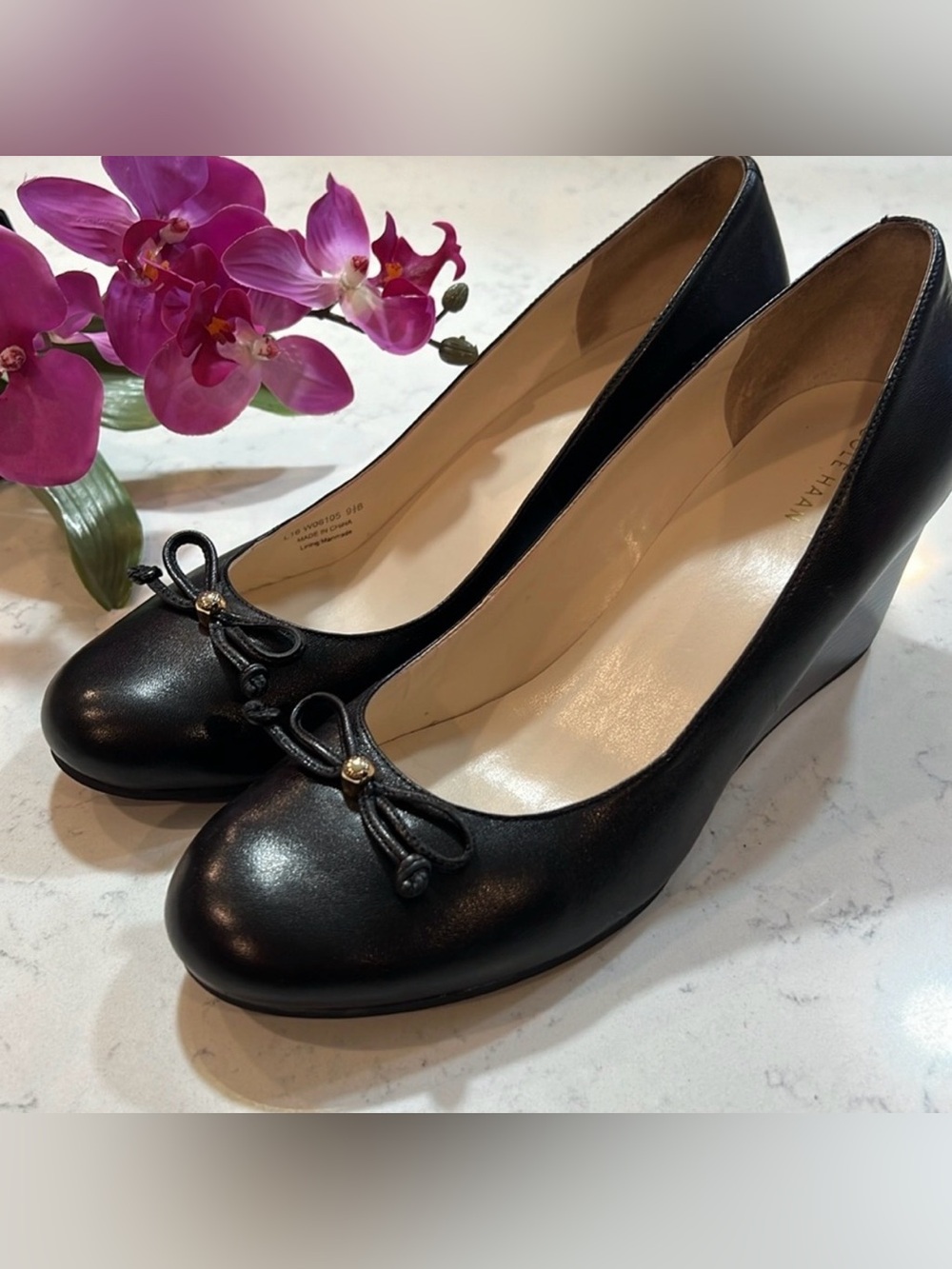 Cole Haan Black Leather Women's Elsie Bow Wedge Size 9.5